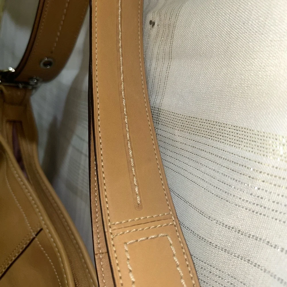 Coach Saddle Tan Leather Shoulder Bag with Tag - Picture 6 of 9